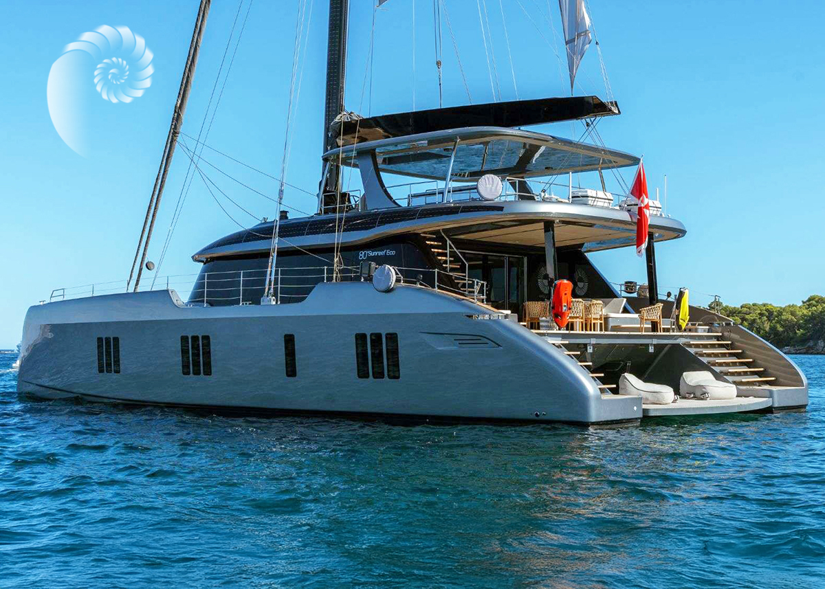 Charter Catamaran APOLLO 99 - Nicholson Yacht Charter Services